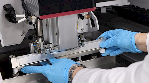 Dek_productivity_solutions_quick_change_squeegee