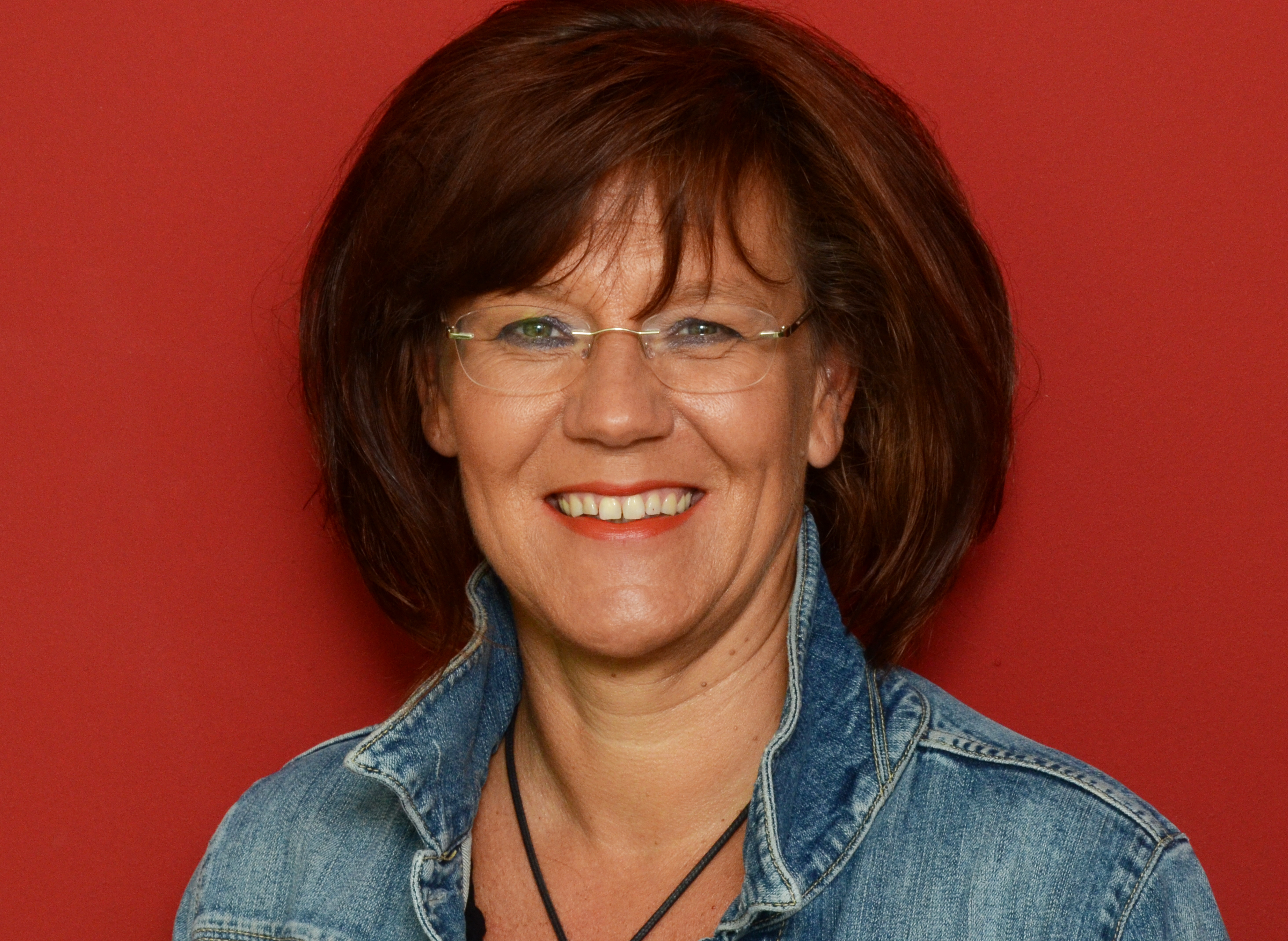 Gabriela Reckewerth - Senior Director Global Marketing